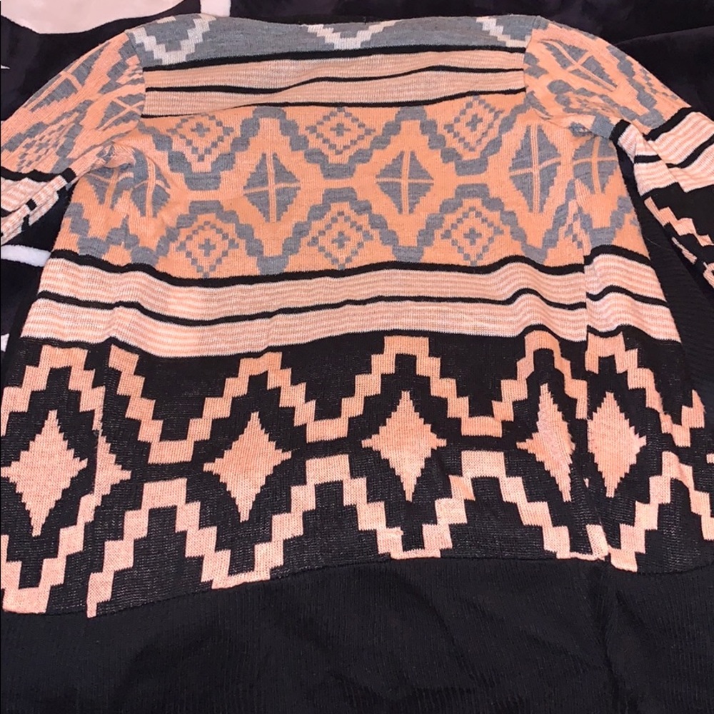 Cardigan - Picture 3 of 4